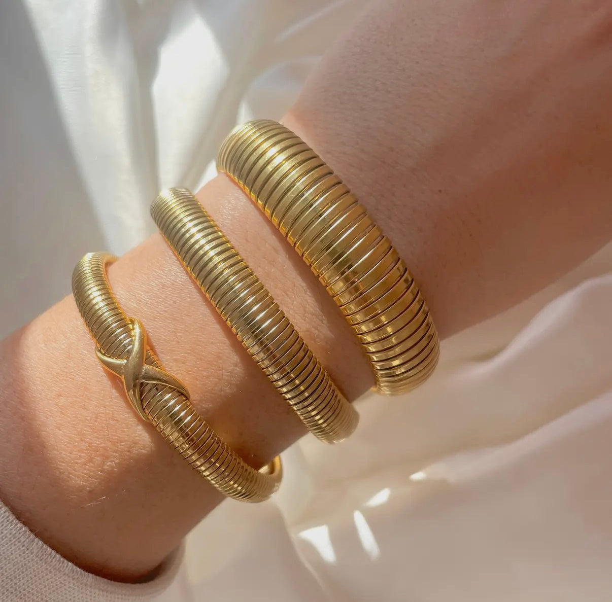 Cobra Bangle * PRE ORDER