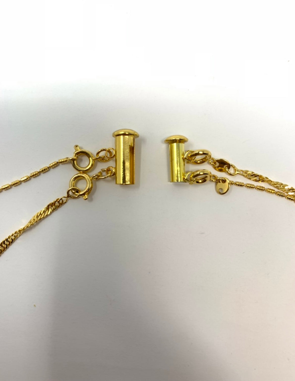 Layering clasps